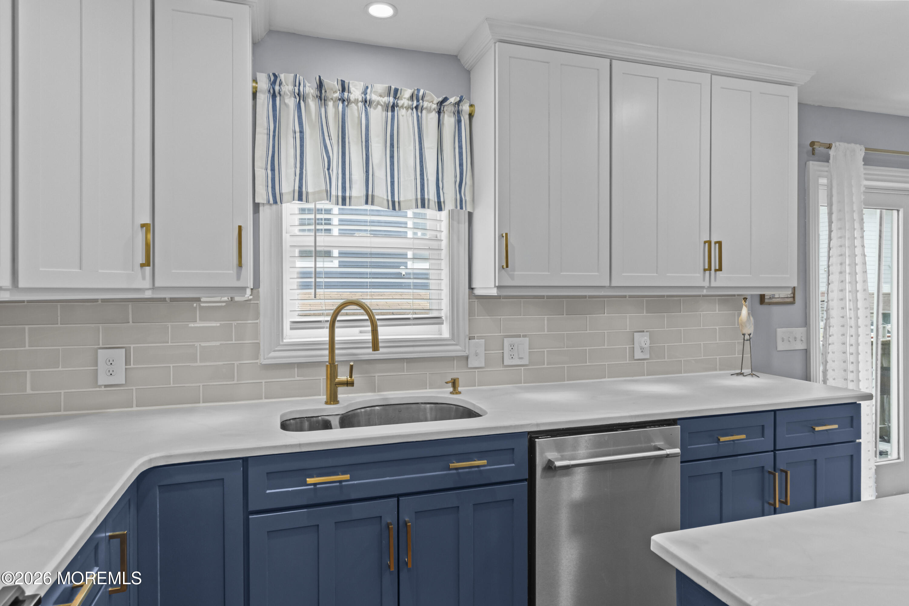 45 Fielder Avenue Weekly