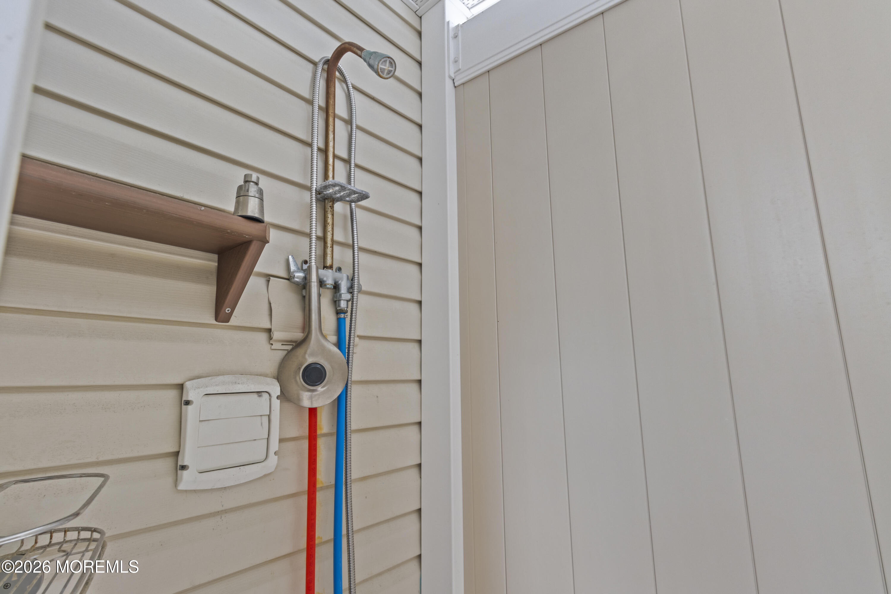 45 Fielder Avenue Weekly