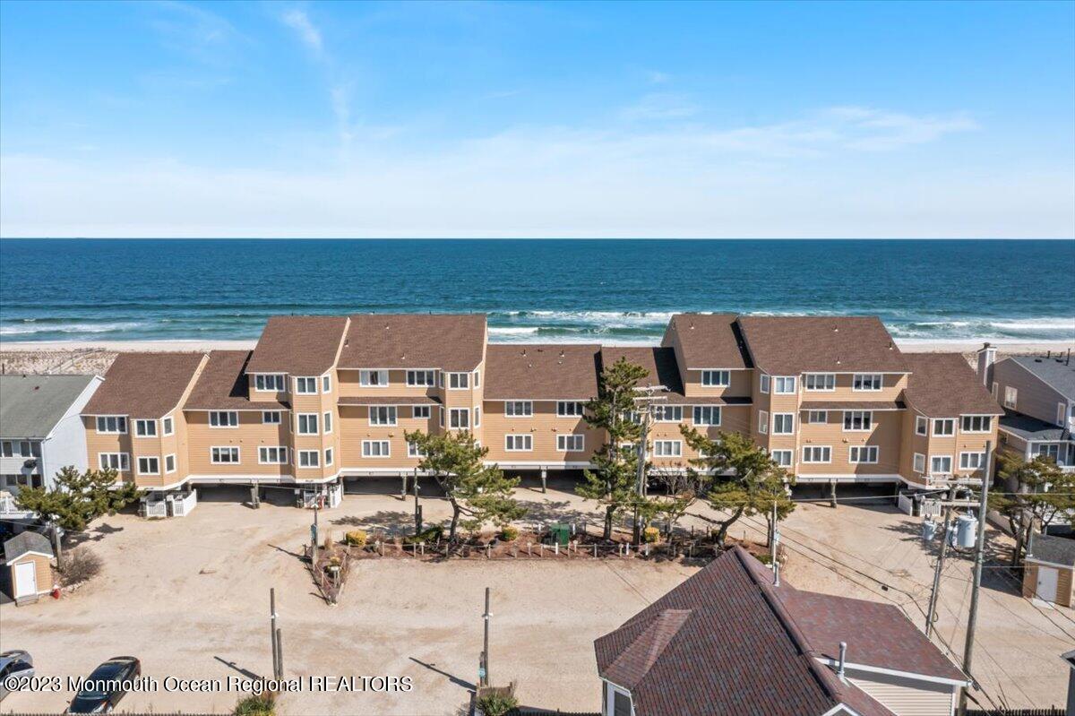 15 Dune Terrace, #15B, Ortley Beach 