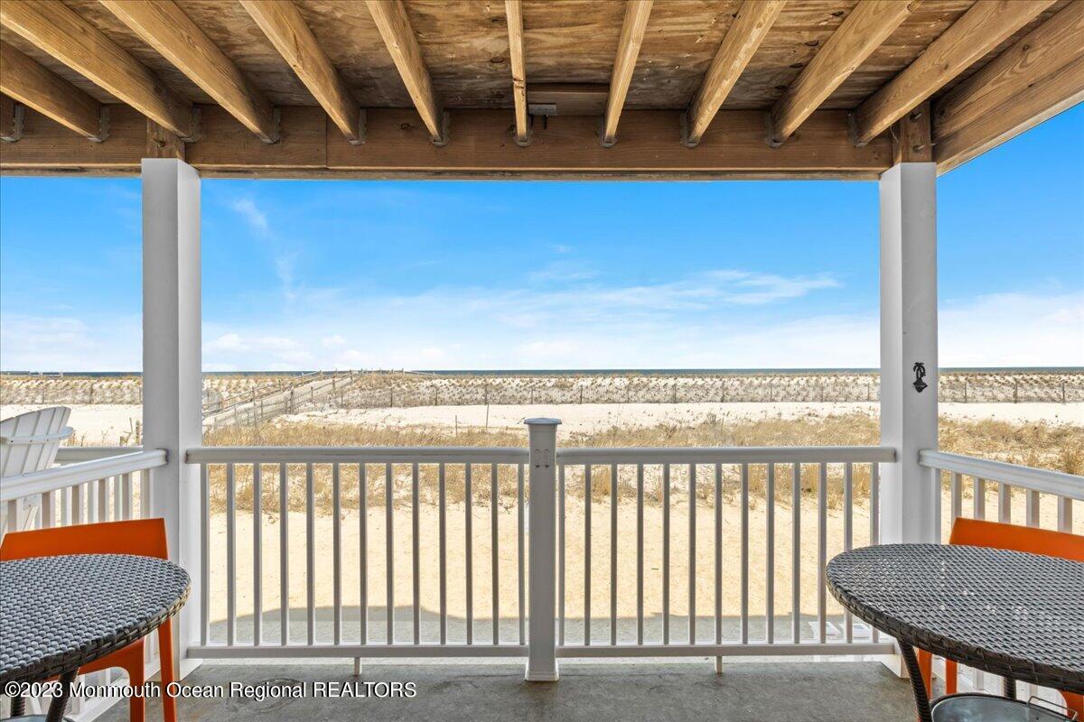 15 Dune Terrace, #15B, Ortley Beach 