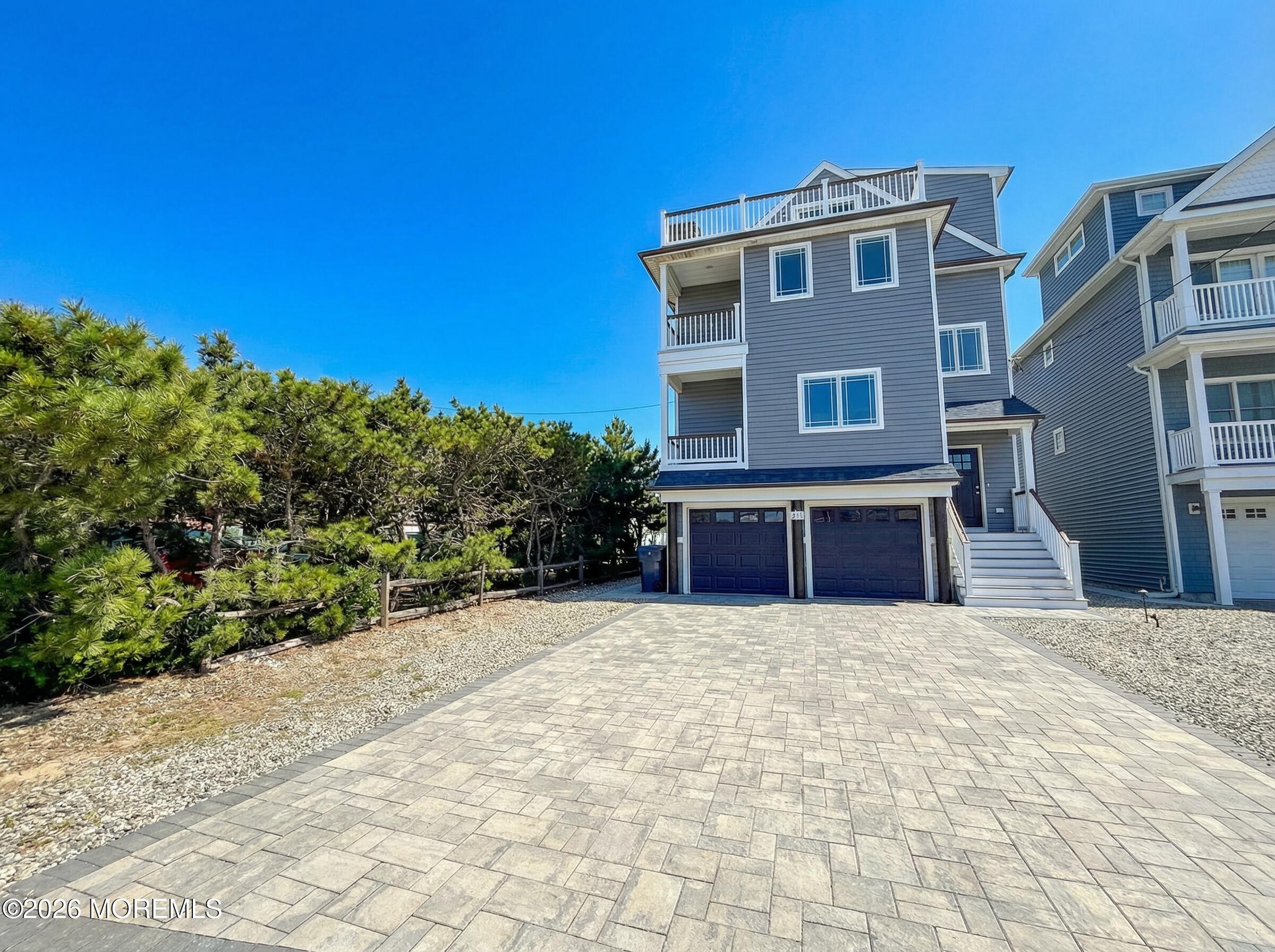119 2nd Avenue