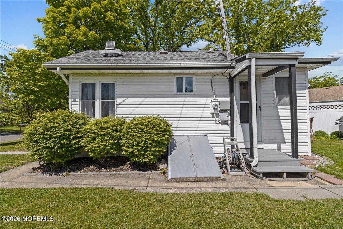 323 Woodmere Avenue