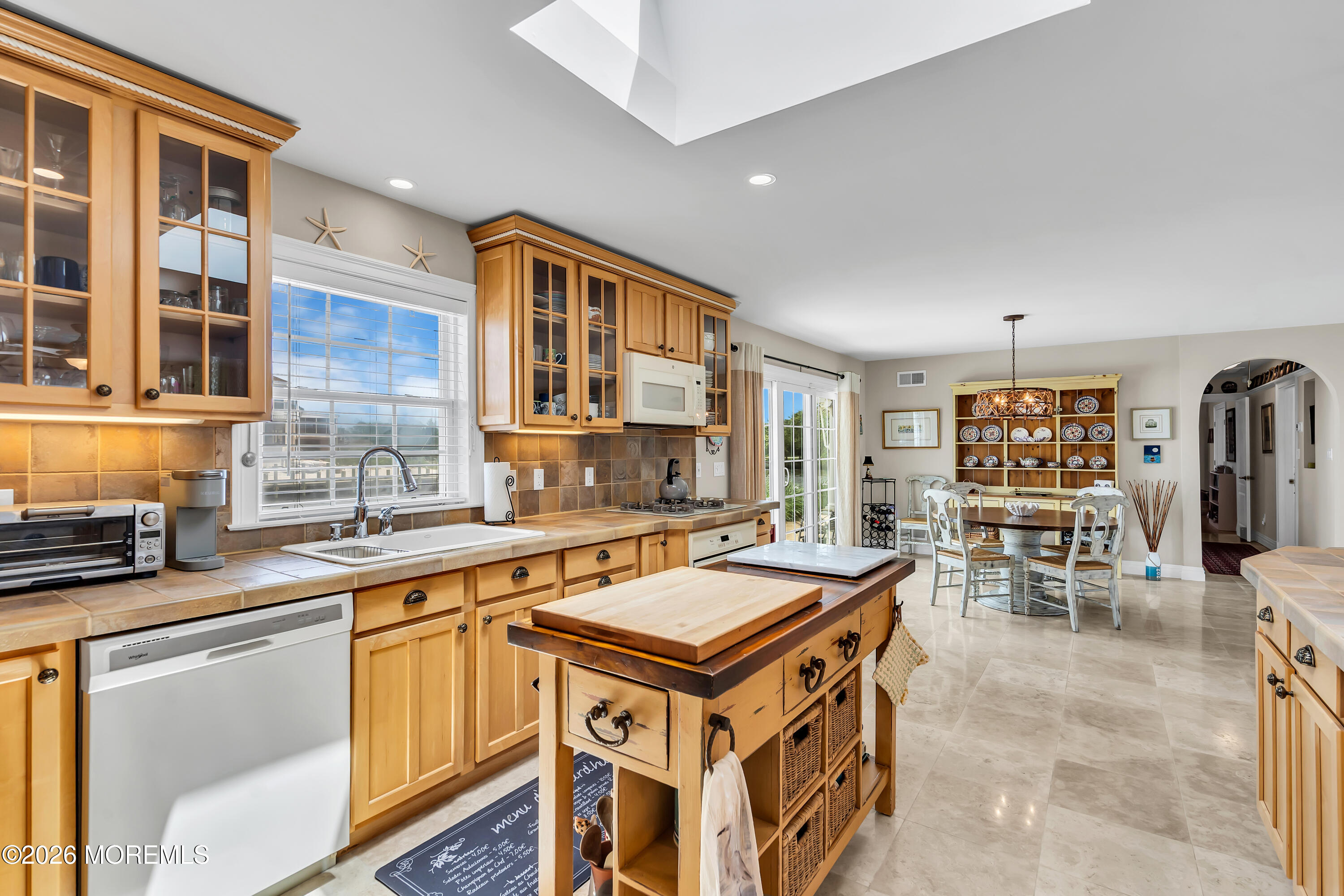 202 Newark Road S