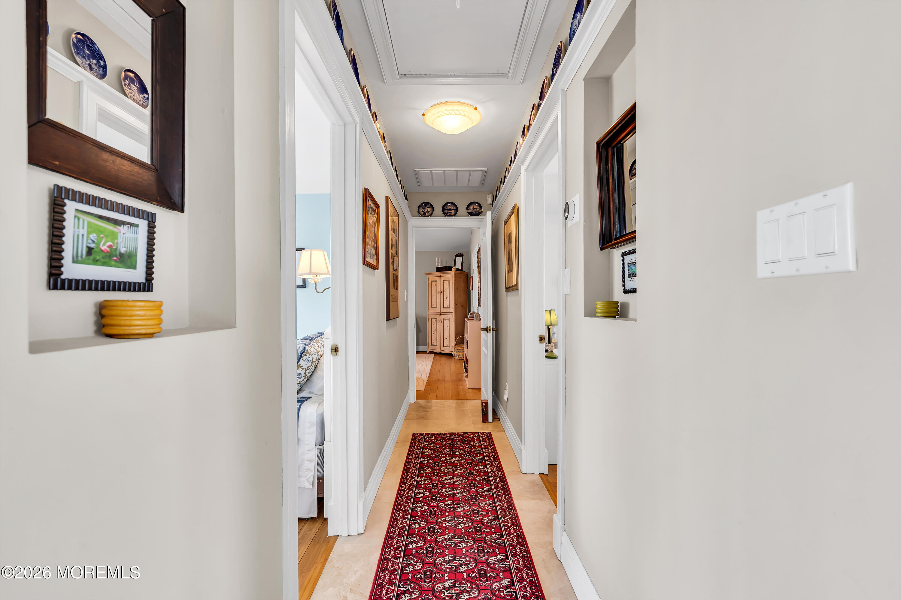 202 Newark Road S