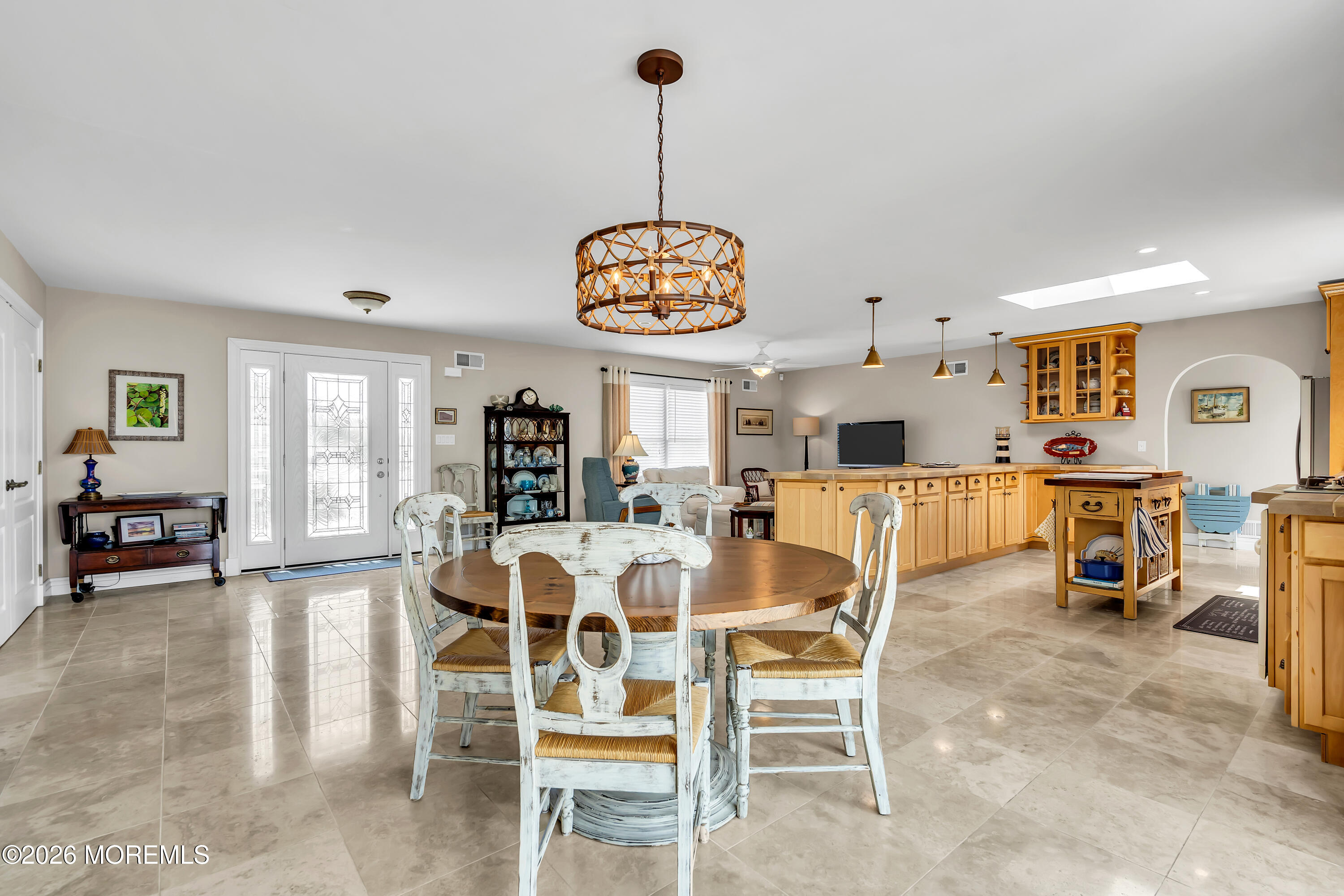 202 Newark Road S
