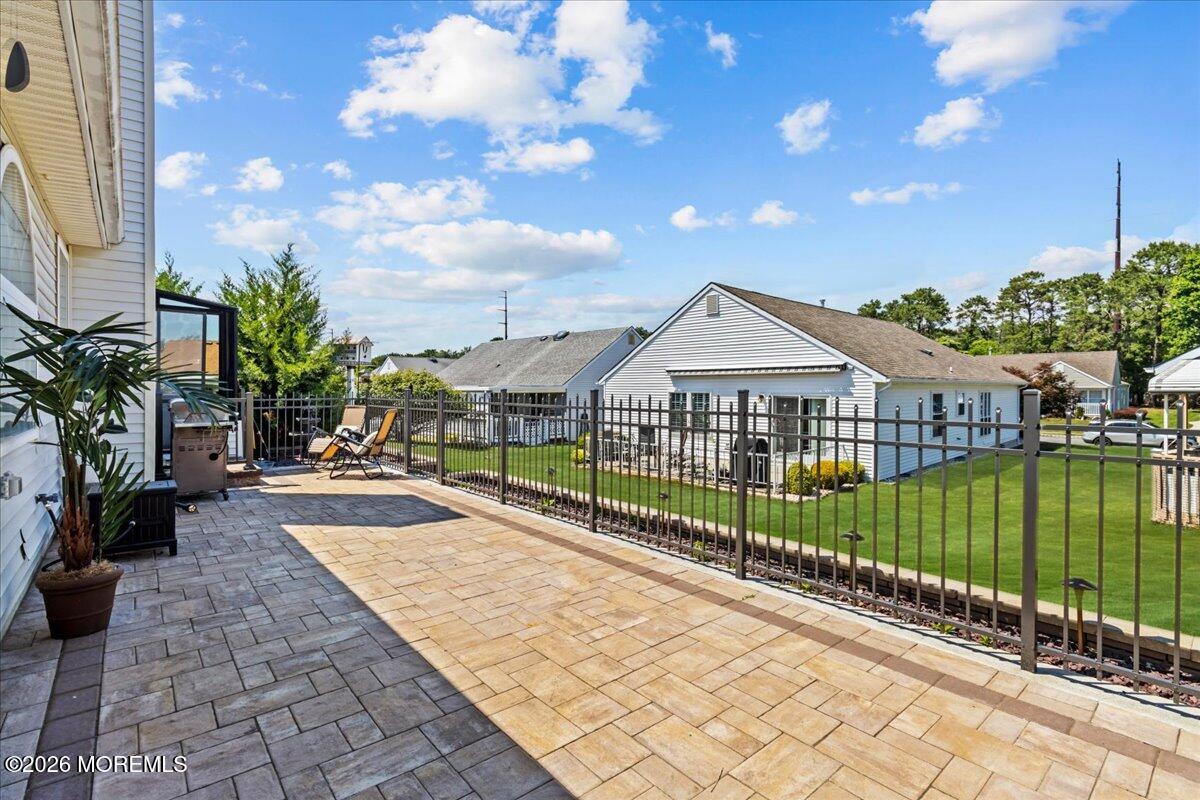 5 Harrow Court