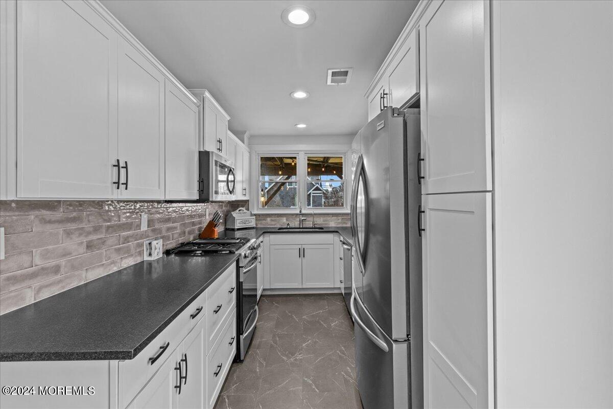 51 3rd Avenue B WINTER RENTAL