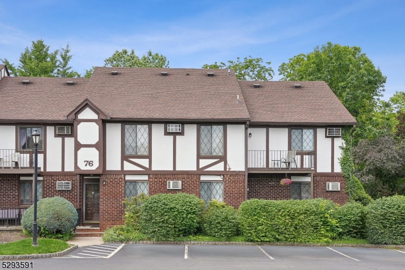76 Farm Rd Unit I I