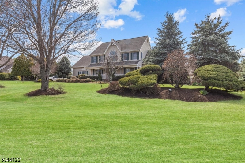 17 Steeple Dr