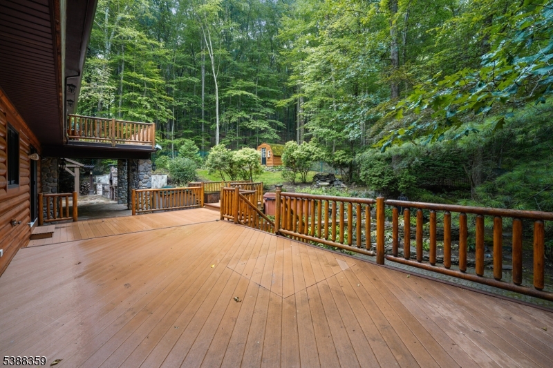 32 Valley View St
