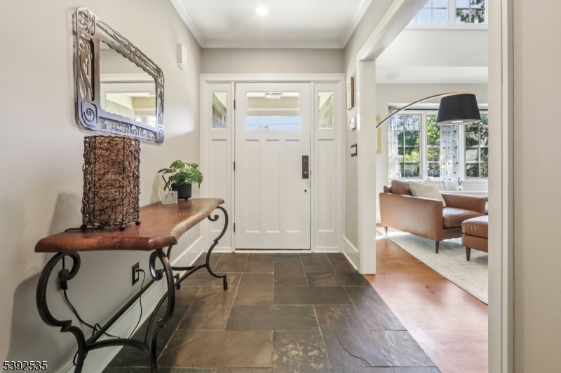 17 Valley View Ave