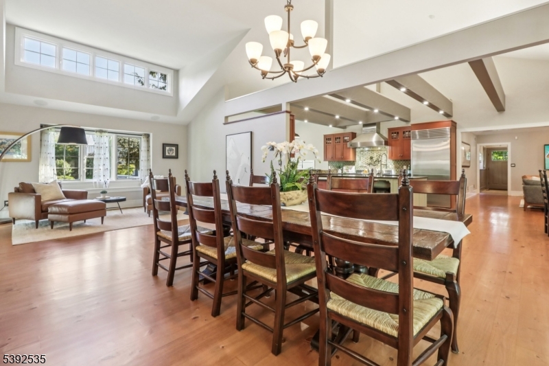 17 Valley View Ave