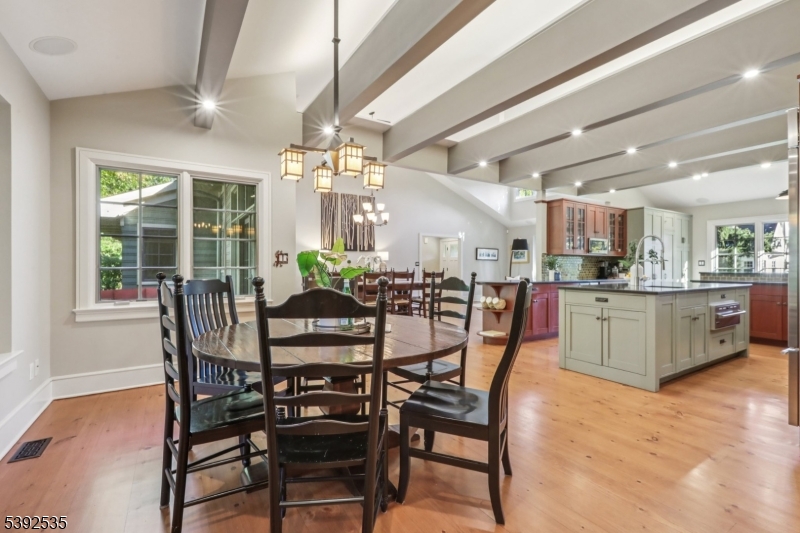 17 Valley View Ave