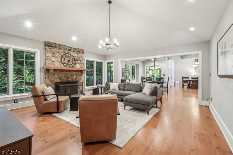 17 Valley View Ave