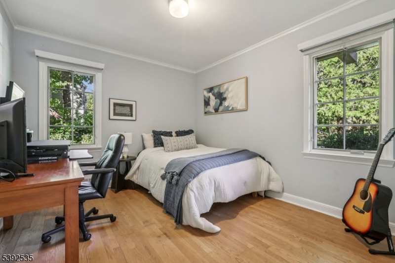 17 Valley View Ave