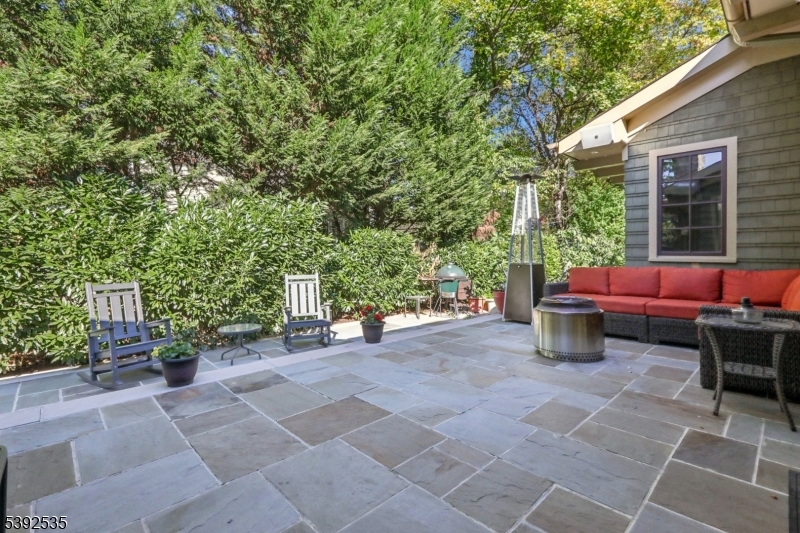 17 Valley View Ave