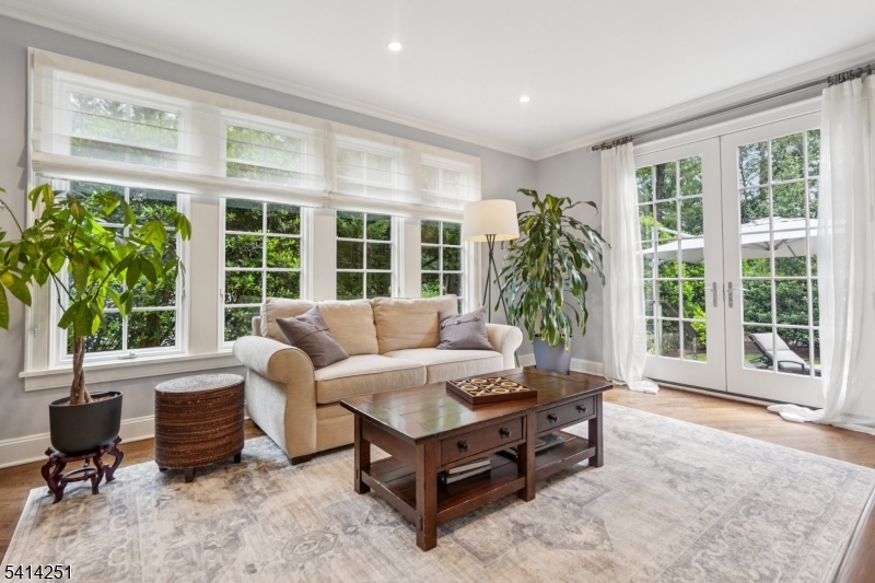 115 Woodland Ave