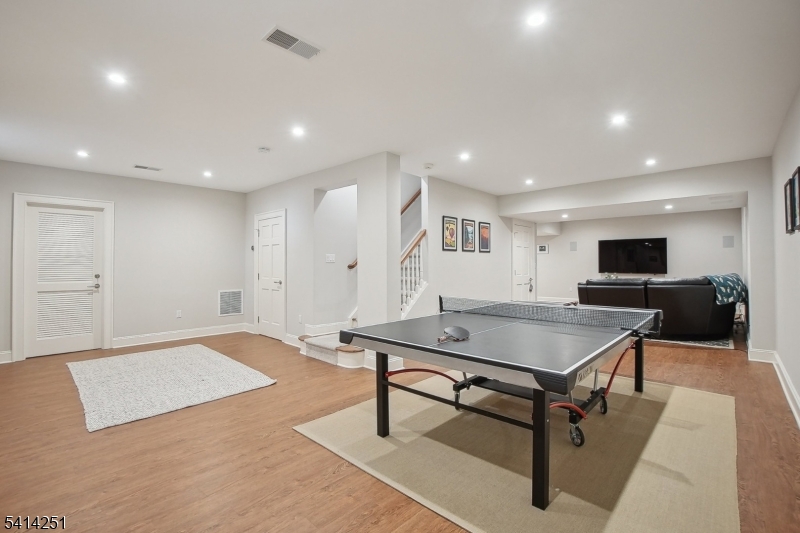 115 Woodland Ave
