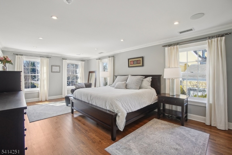 115 Woodland Ave