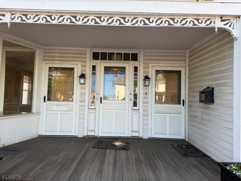 1 Hilltop Rd
