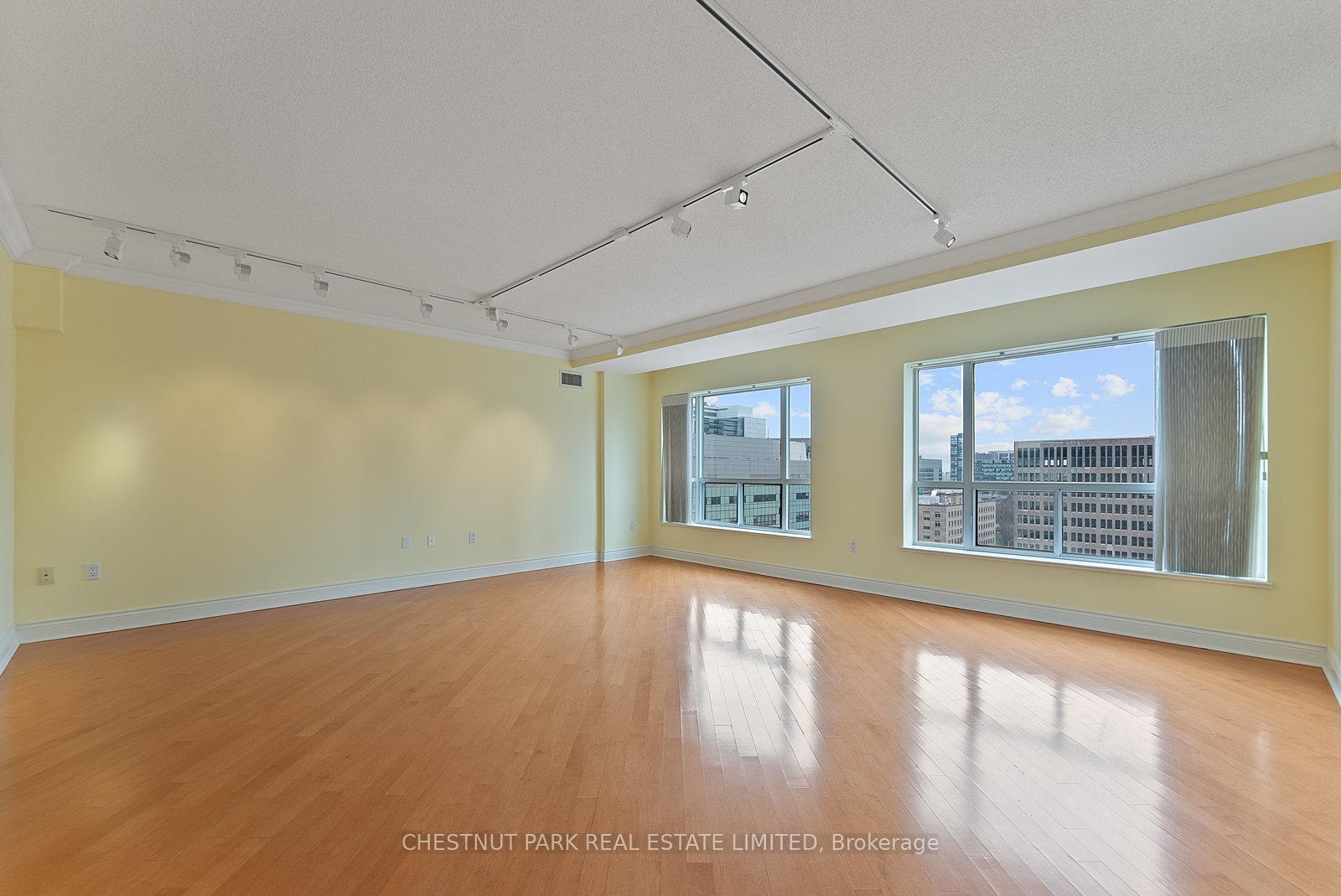 889 Bay Street 1610, Toronto C01 Unit: 1610