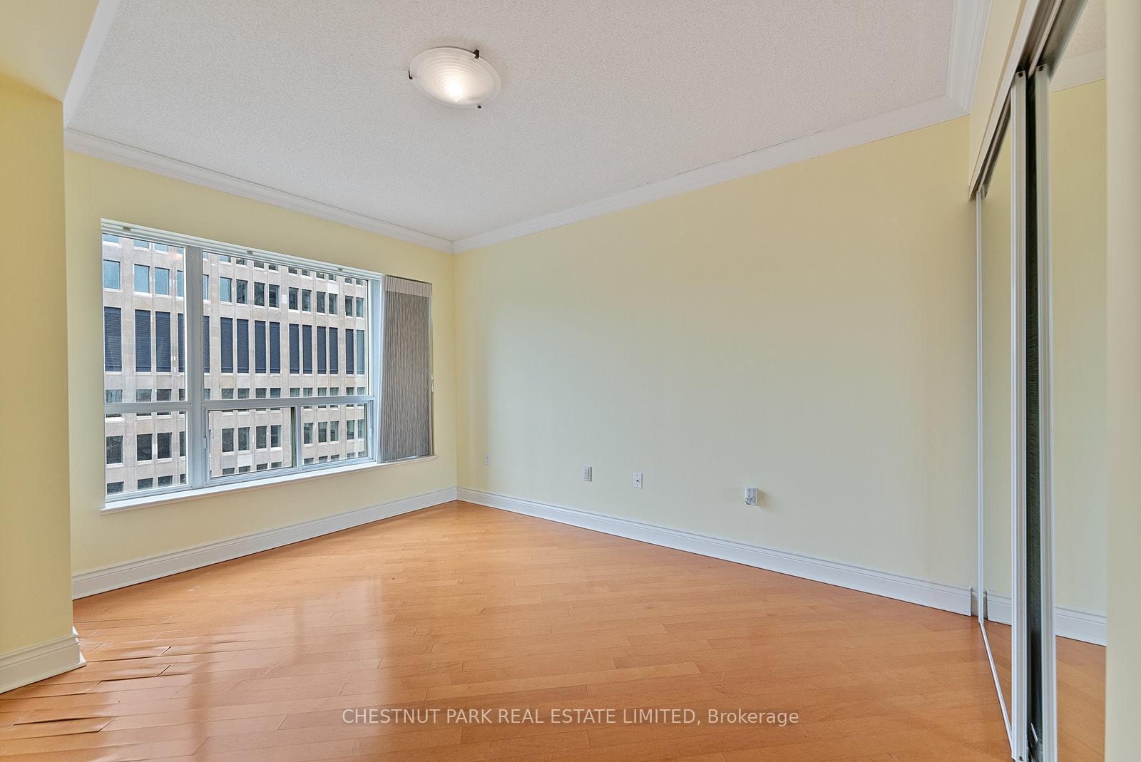 889 Bay Street 1610, Toronto C01 Unit: 1610
