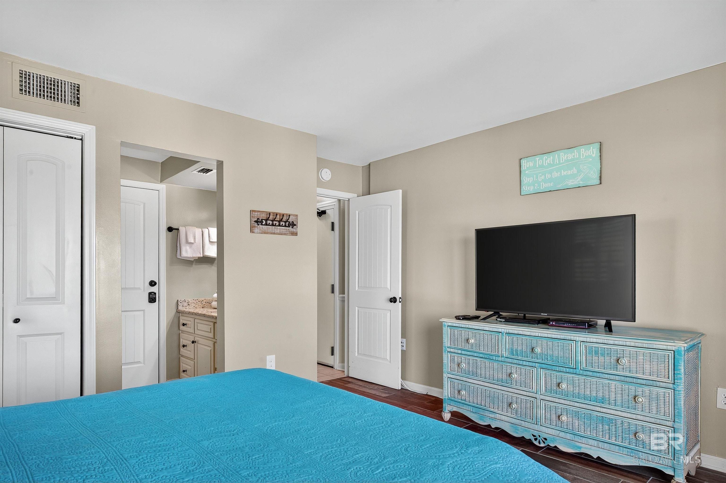 1117 WEST BEACH Boulevard 801