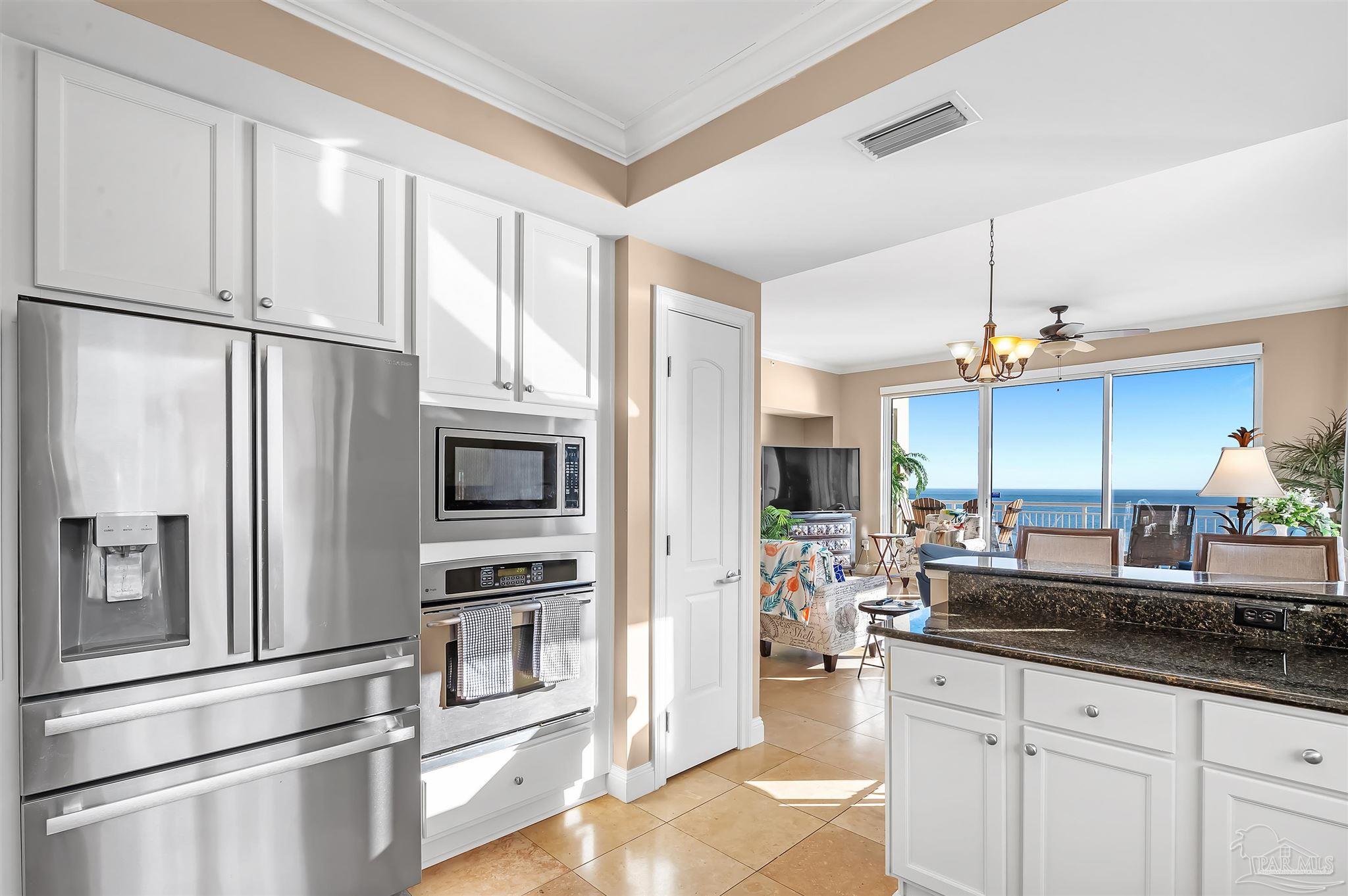 13621 Perdido Key Dr # 2006E