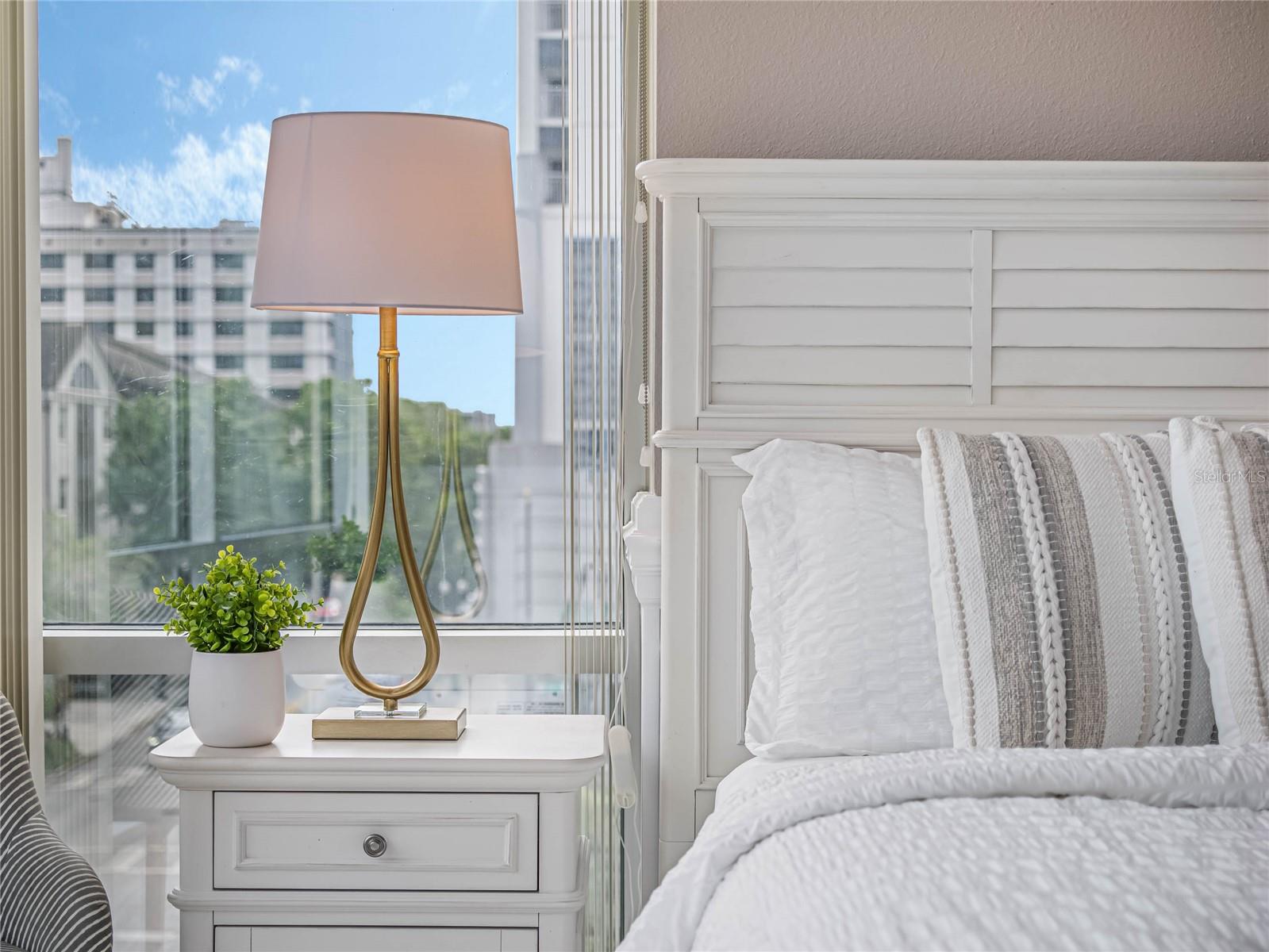 322 E CENTRAL BLVD #401