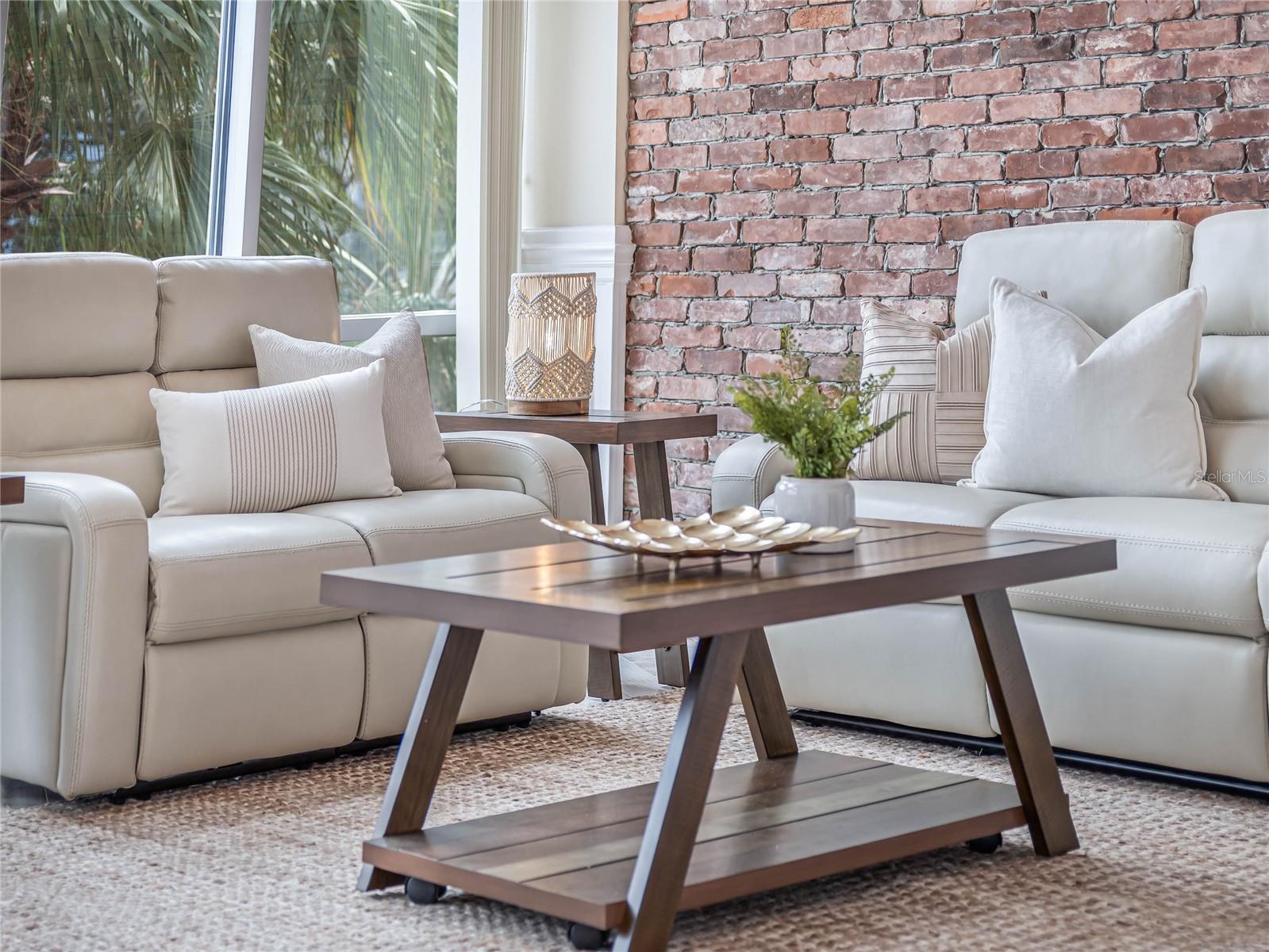 322 E CENTRAL BLVD #401