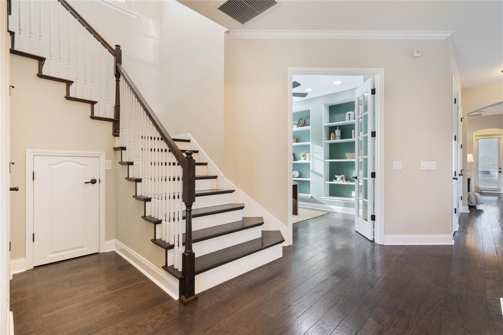 8391 LAUREATE BLVD