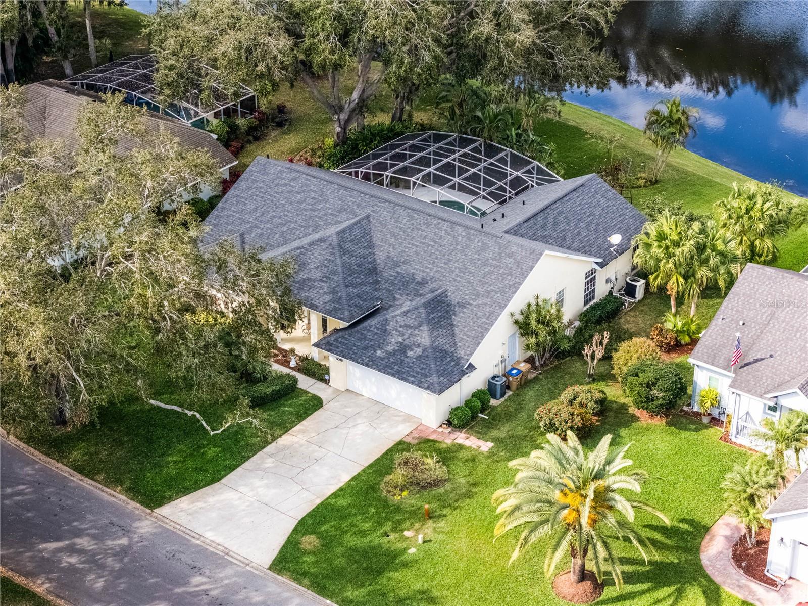 5219 HAMMOCK CIR