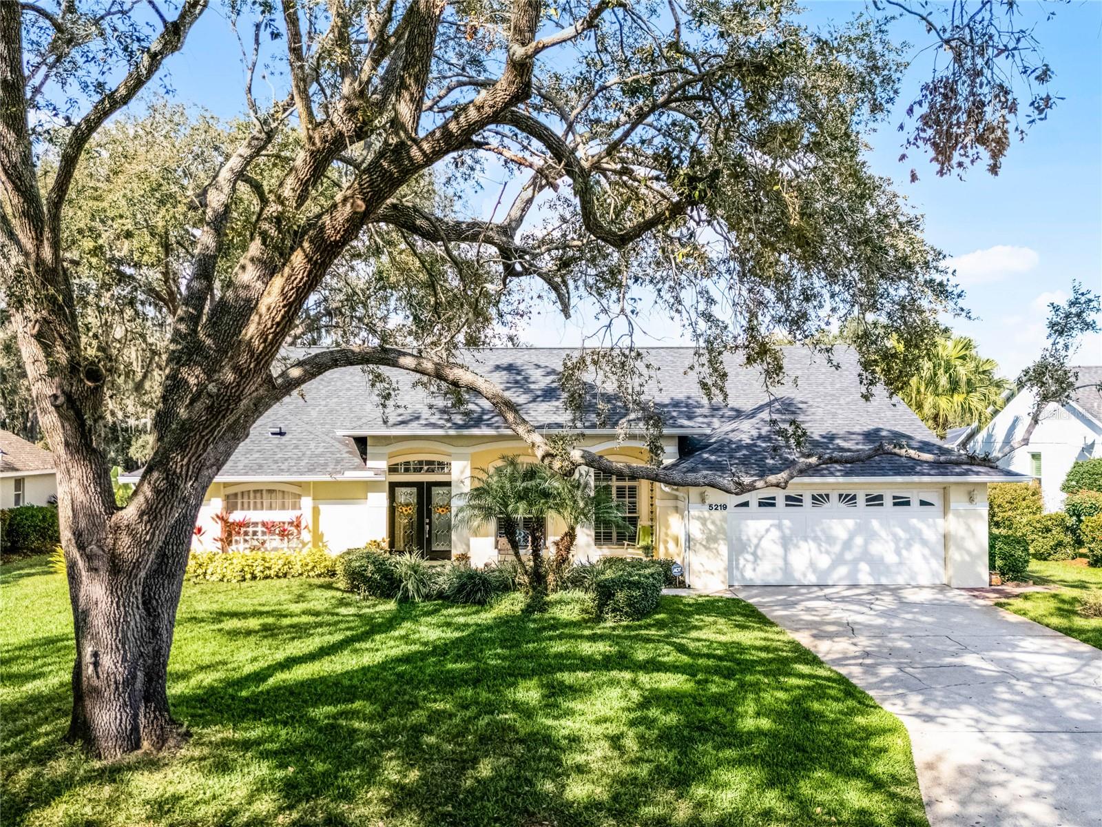 5219 HAMMOCK CIR