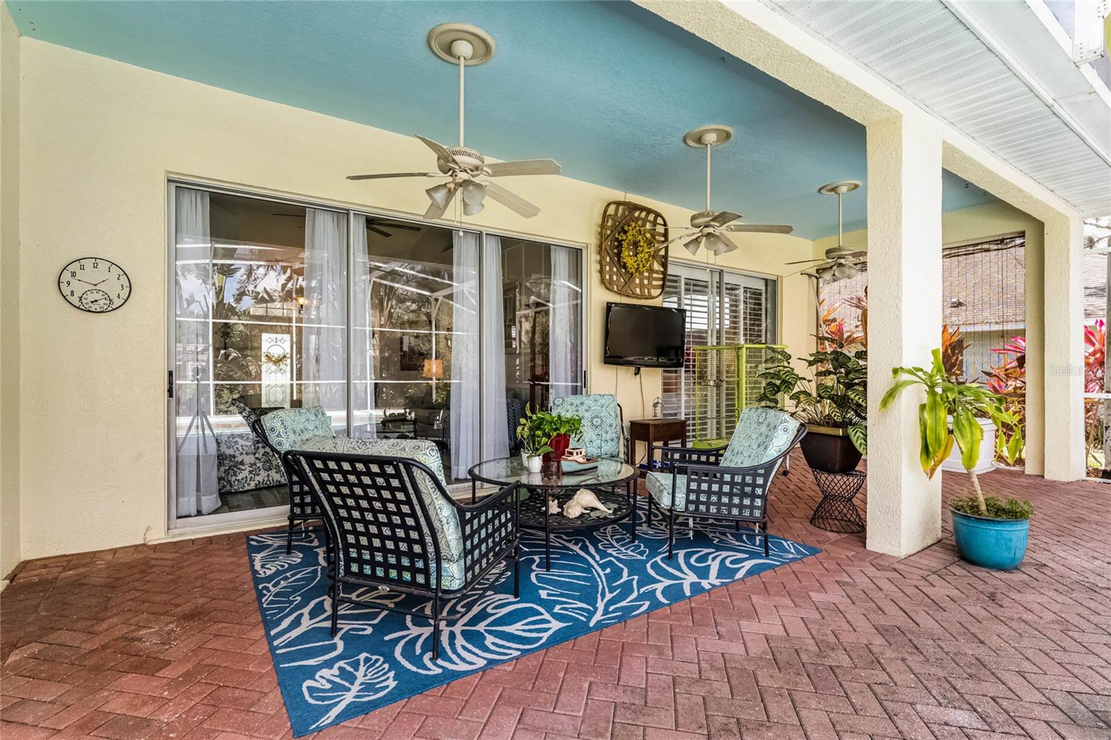 5219 HAMMOCK CIR