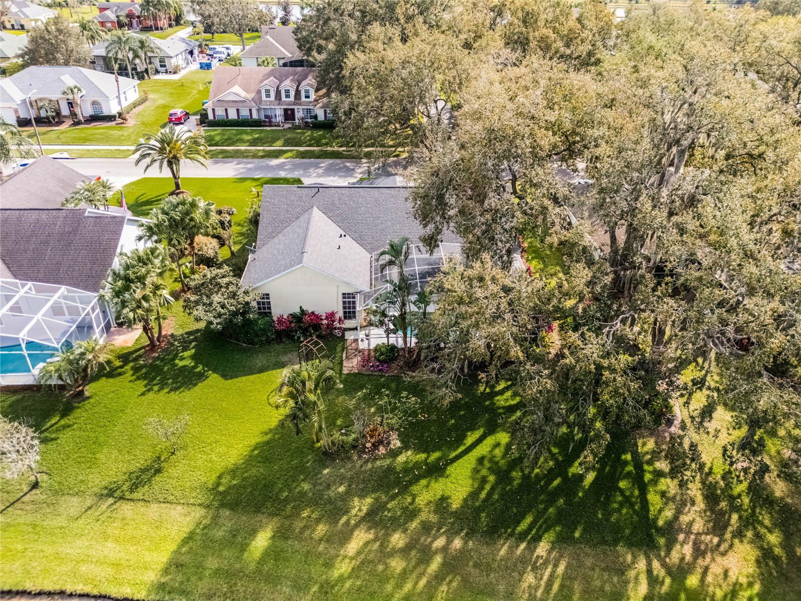 5219 HAMMOCK CIR
