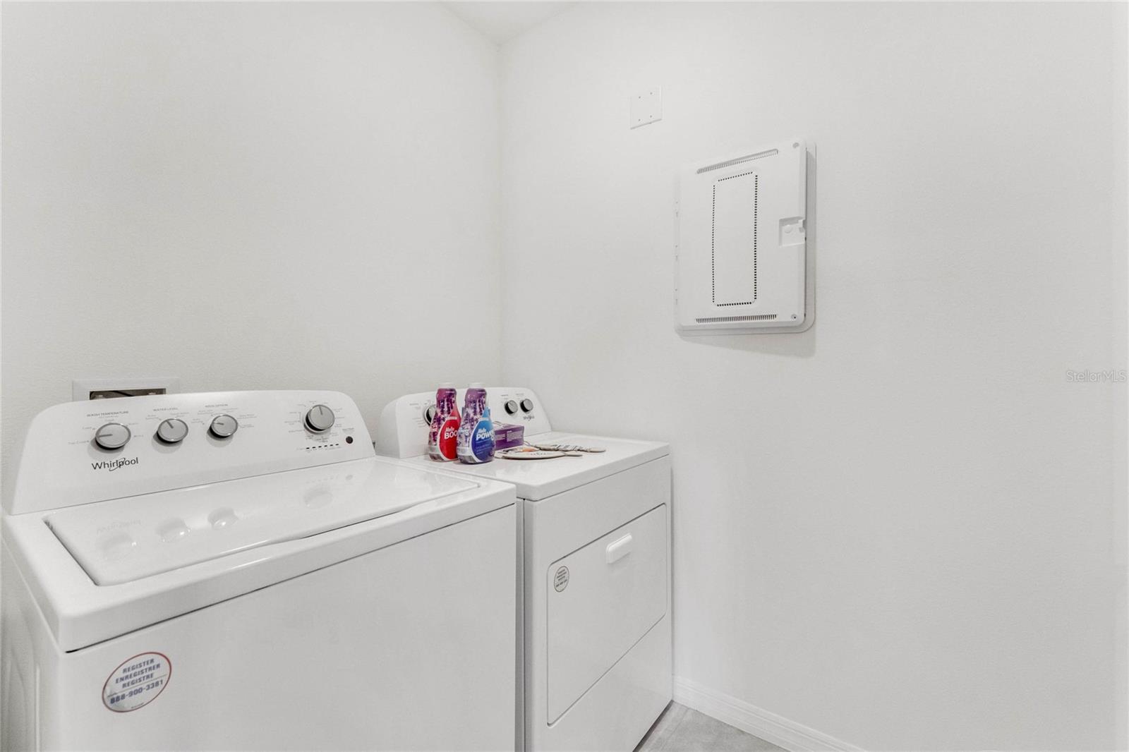 1192 SABLE GLEN DR