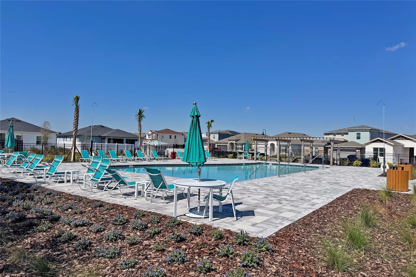 1192 SABLE GLEN DR
