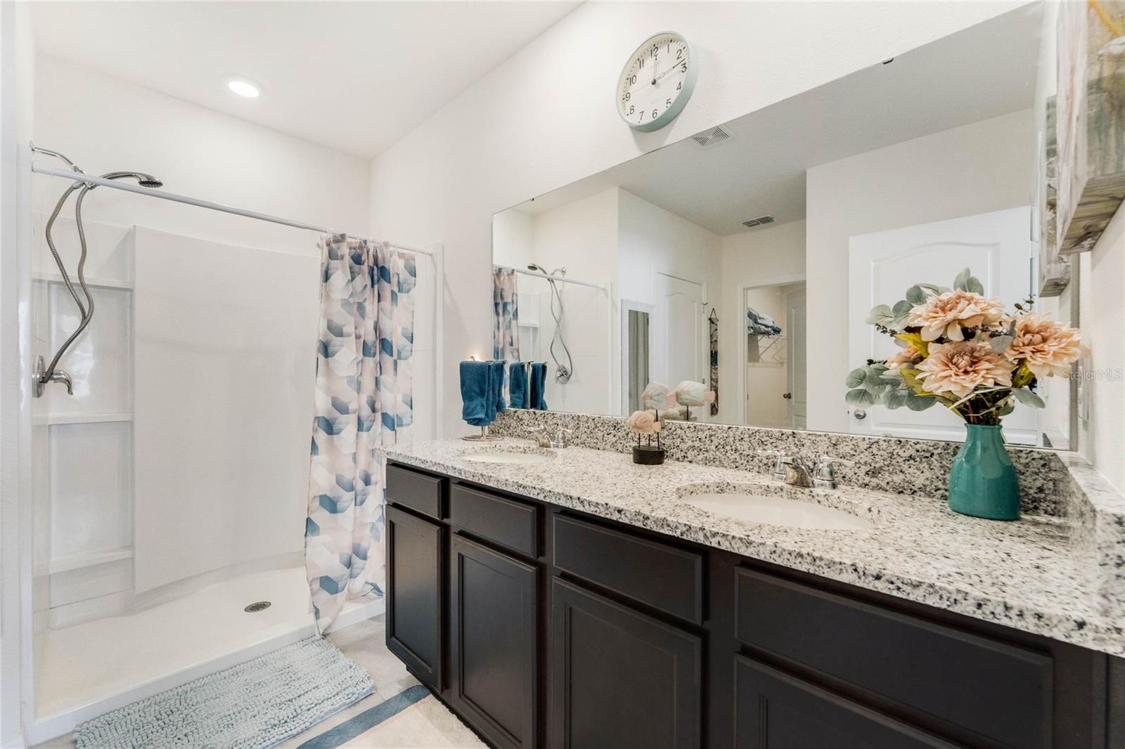 1192 SABLE GLEN DR