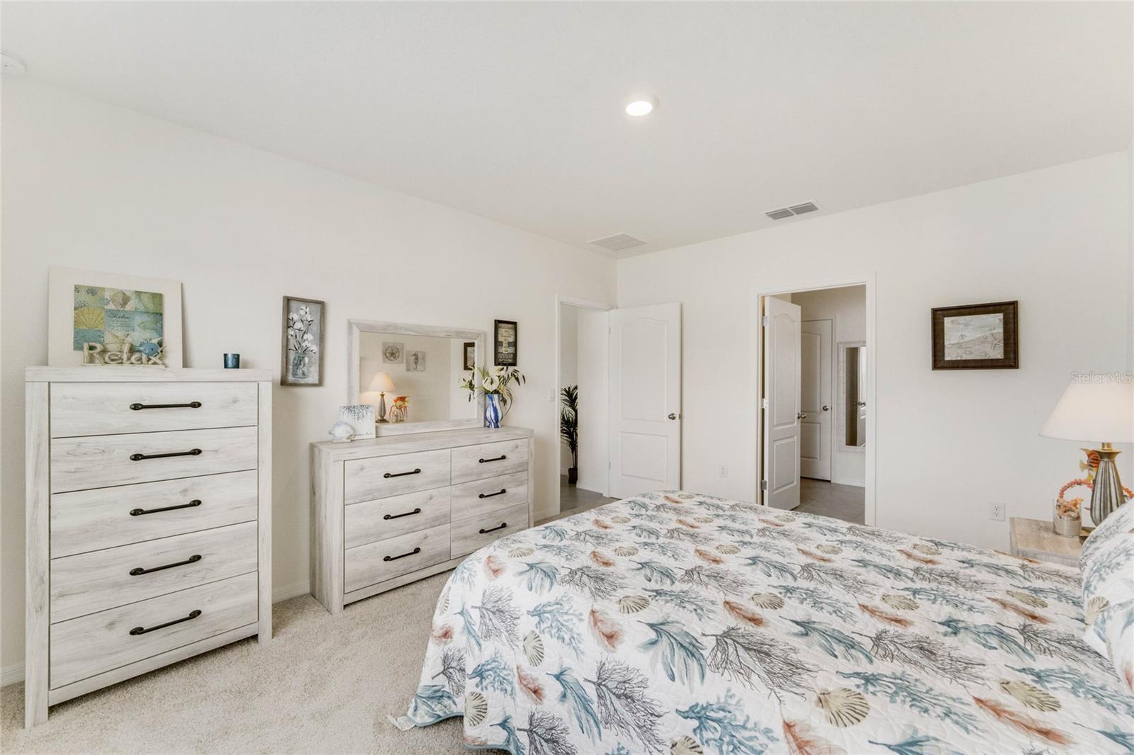 1192 SABLE GLEN DR