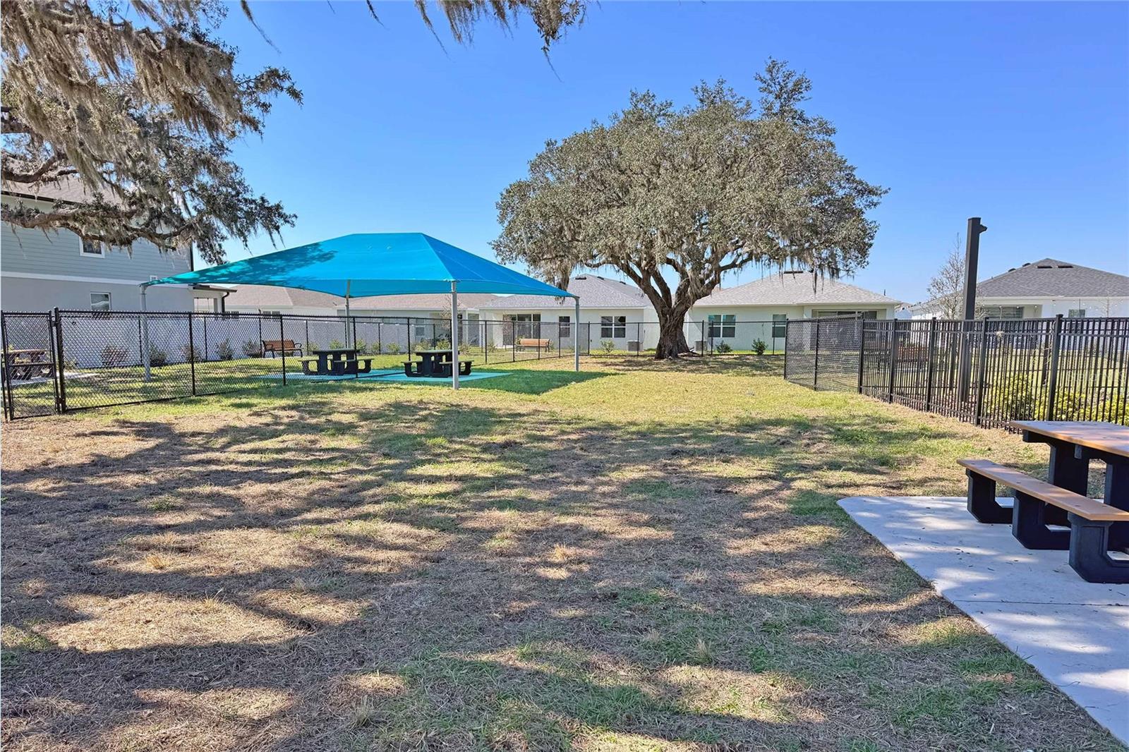 1192 SABLE GLEN DR