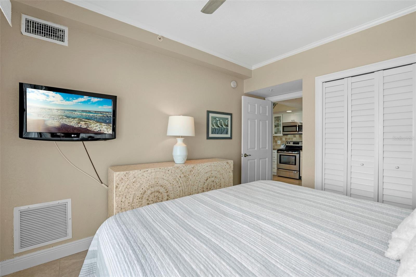 611 S ATLANTIC AVE #4212