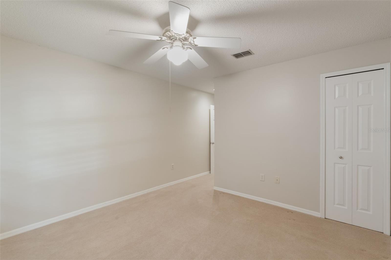 957 YELLOW ROSE DR