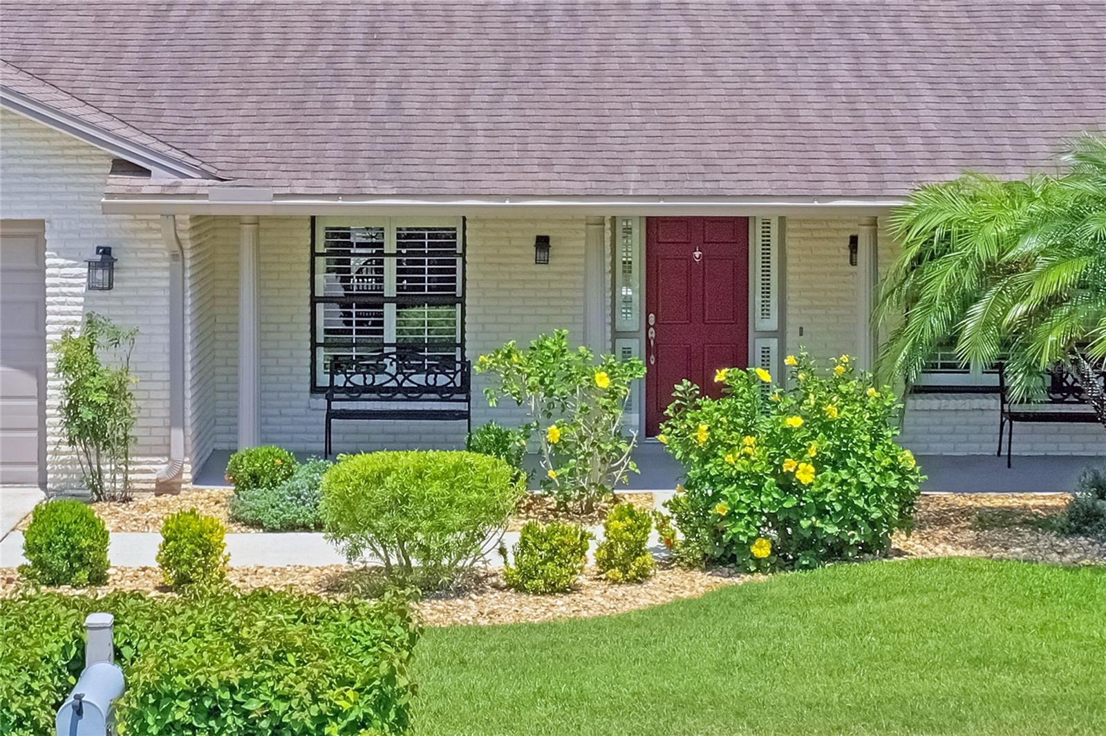 957 YELLOW ROSE DR