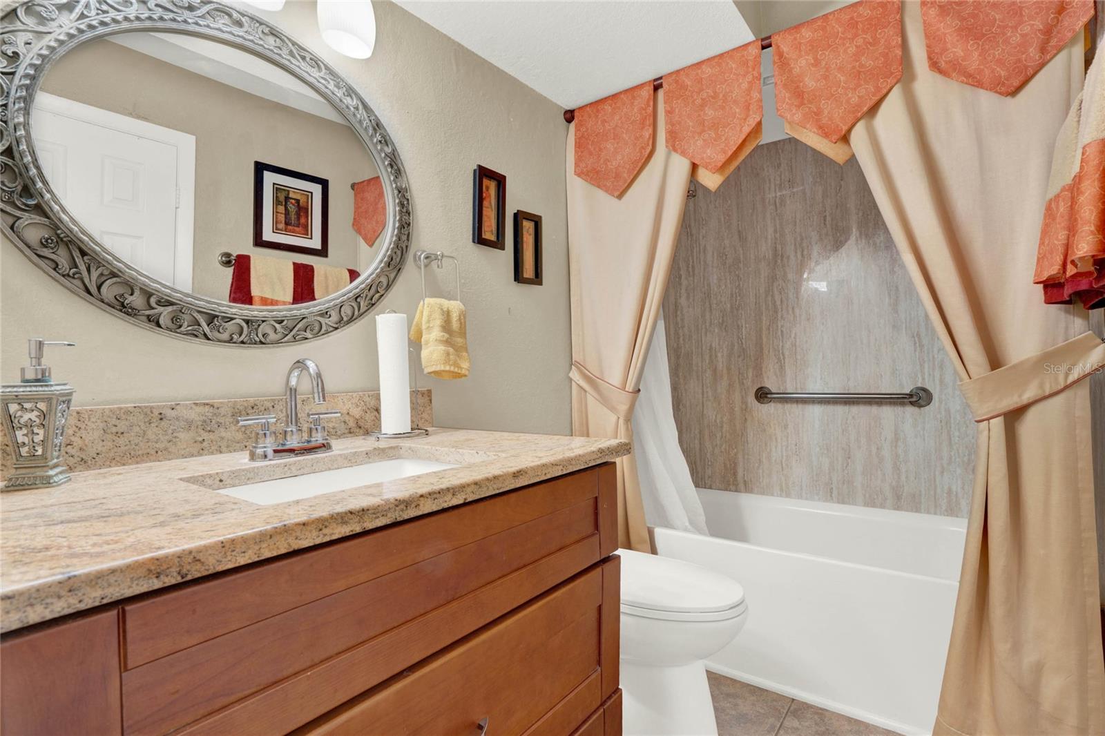 5545 DEVONBRIAR WAY #206