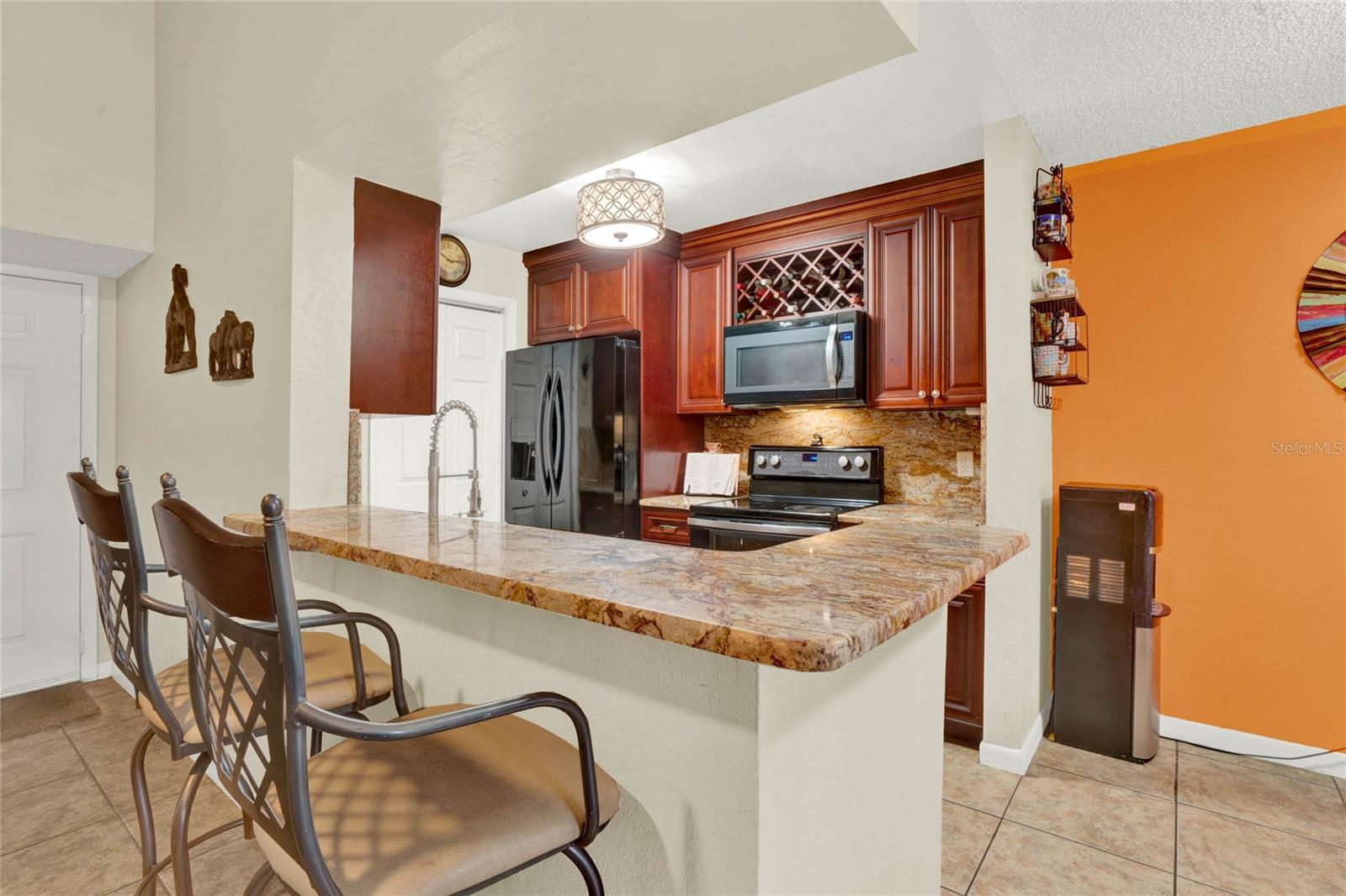 5545 DEVONBRIAR WAY #206