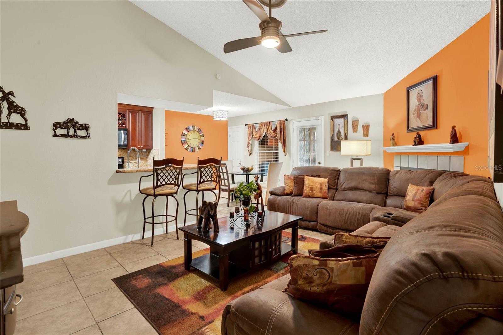 5545 DEVONBRIAR WAY #206