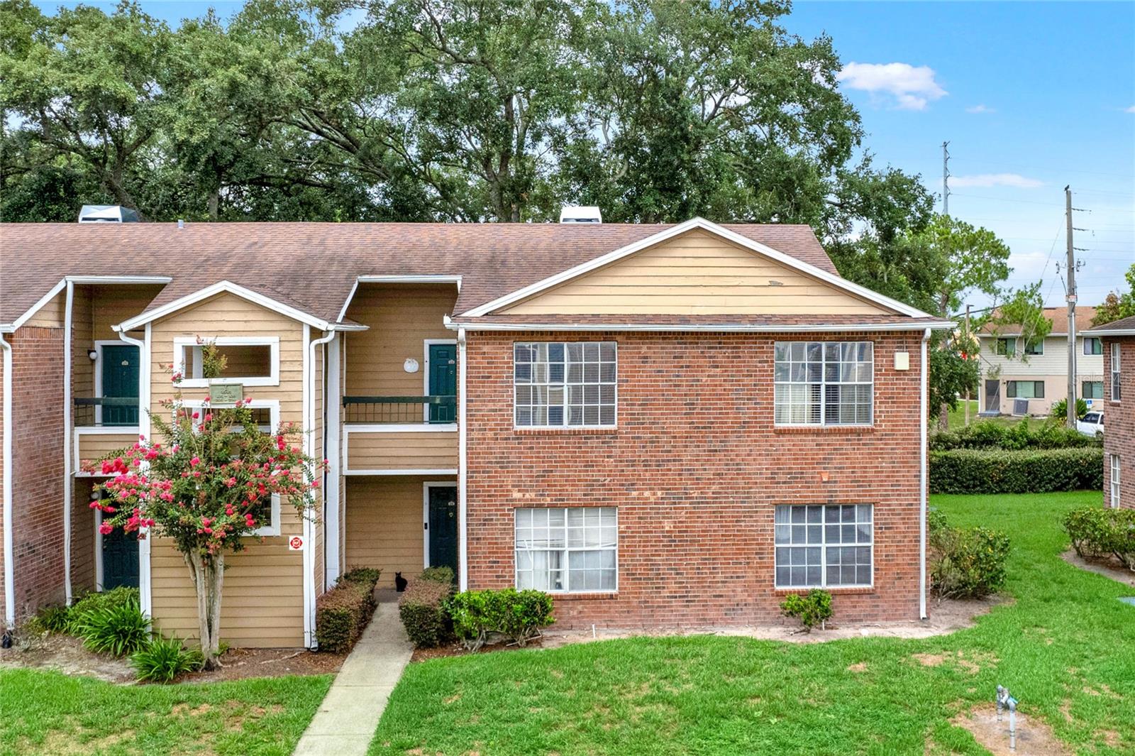 5545 DEVONBRIAR WAY #206