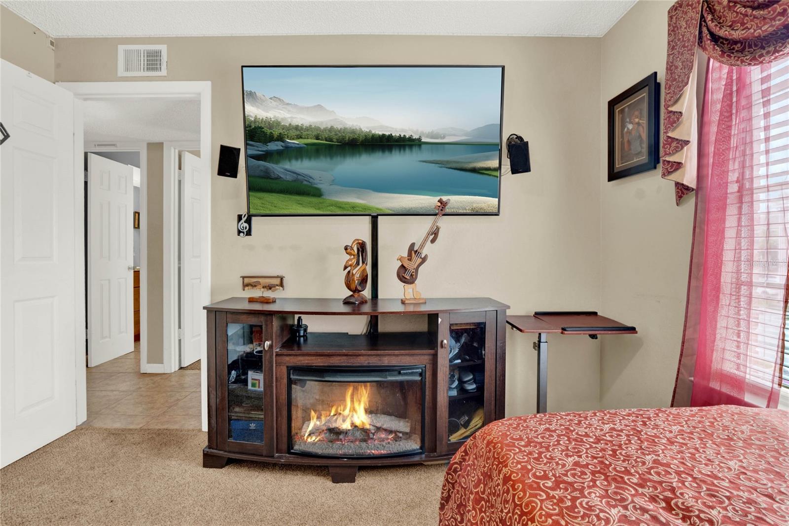 5545 DEVONBRIAR WAY #206