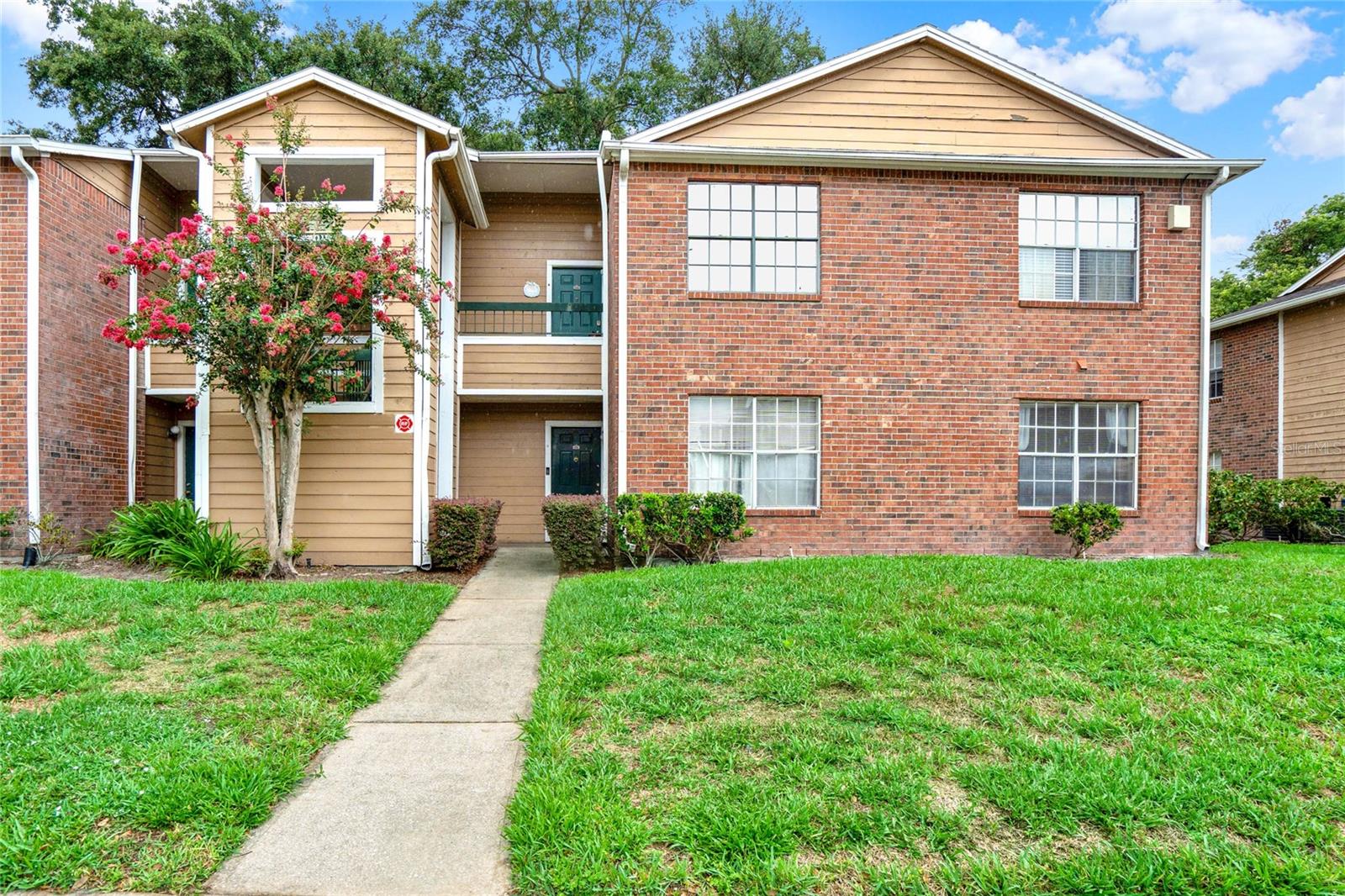 5545 DEVONBRIAR WAY #206