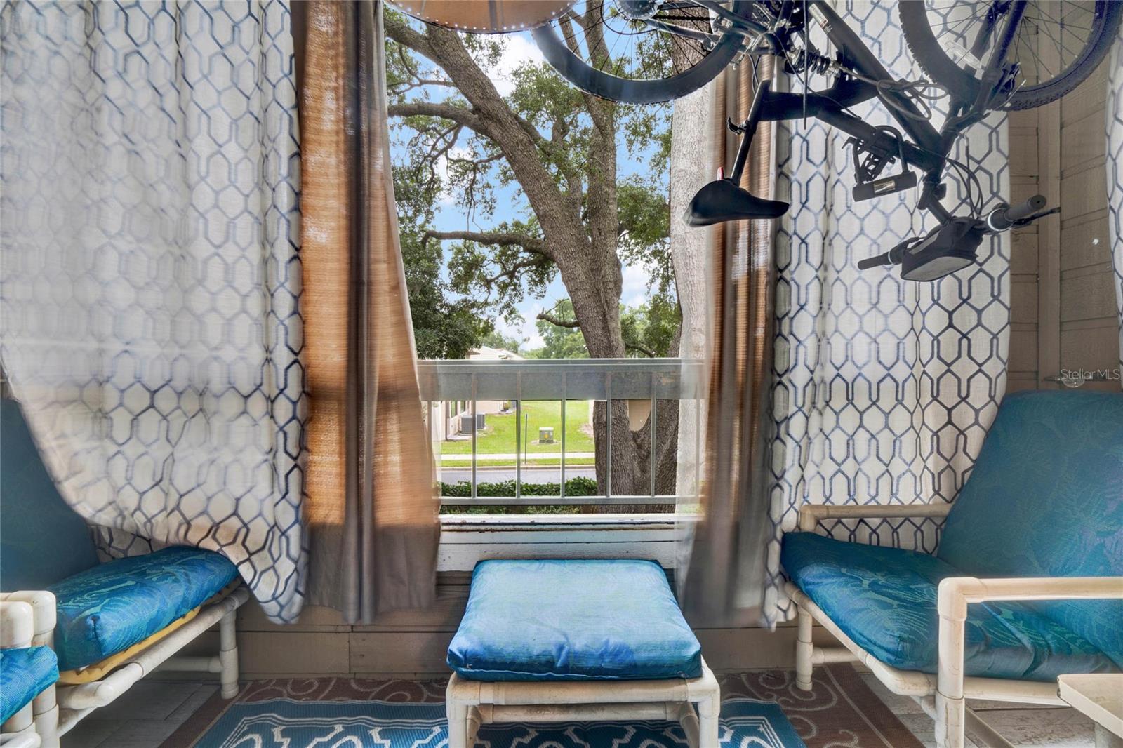 5545 DEVONBRIAR WAY #206